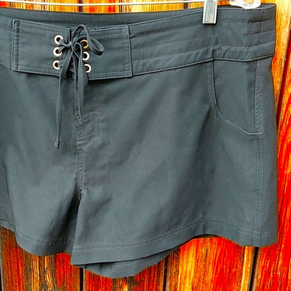 La Blanca Board shorts - Picture 2 of 12